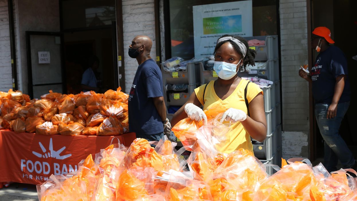 4 ways that volunteering can be good for you