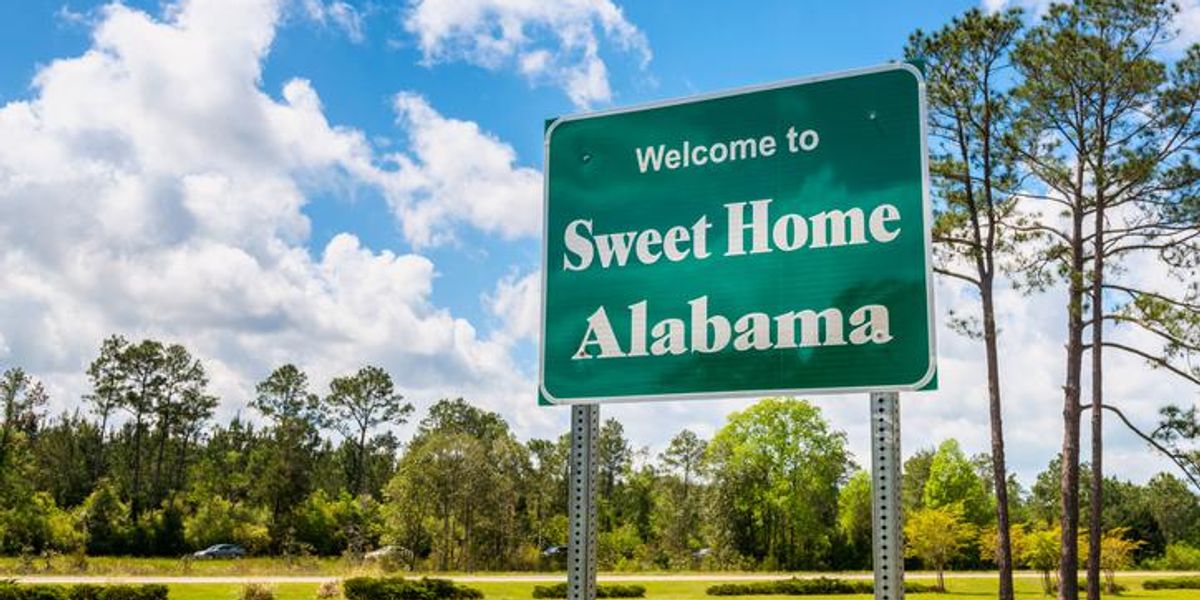 Alabama welcome sign