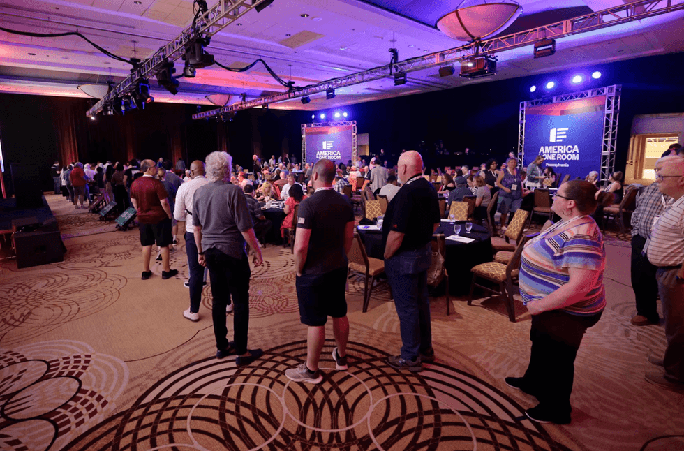 america in one room meeting