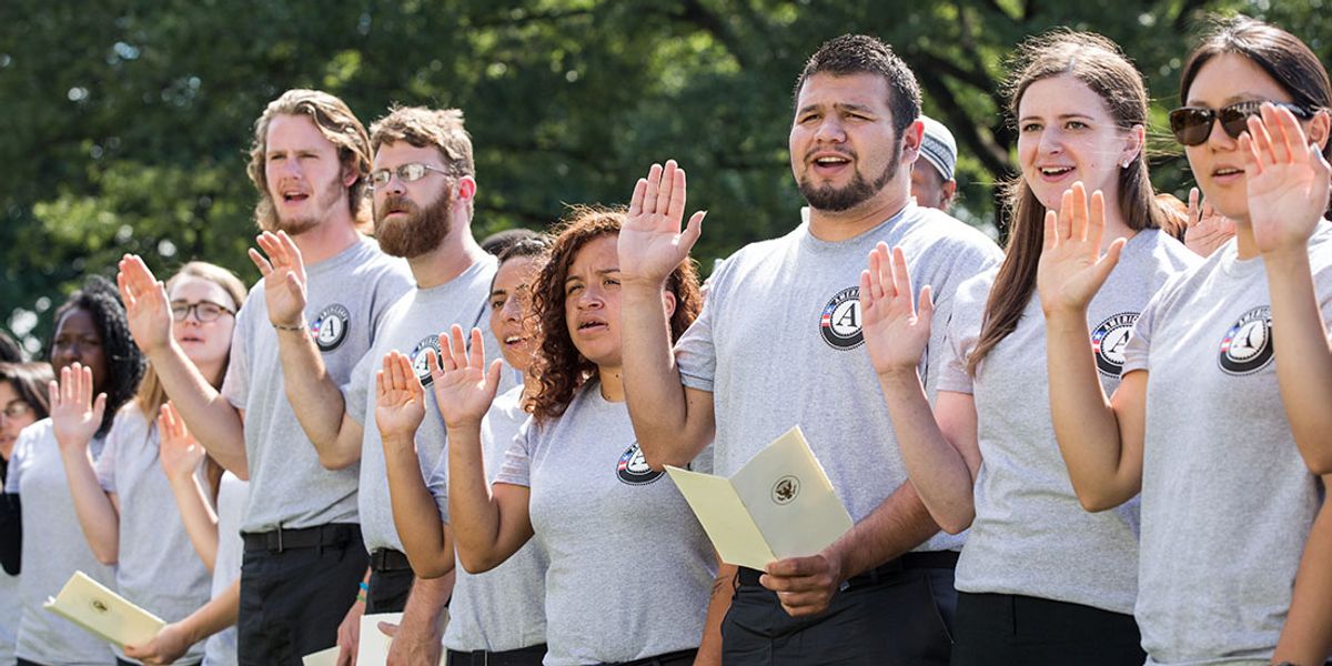 AmeriCorps volunteers