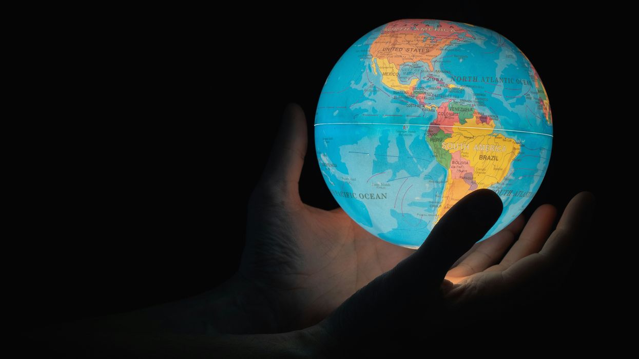 From Vision to Action: 
Remaking the World Through Social Entrepreneurship