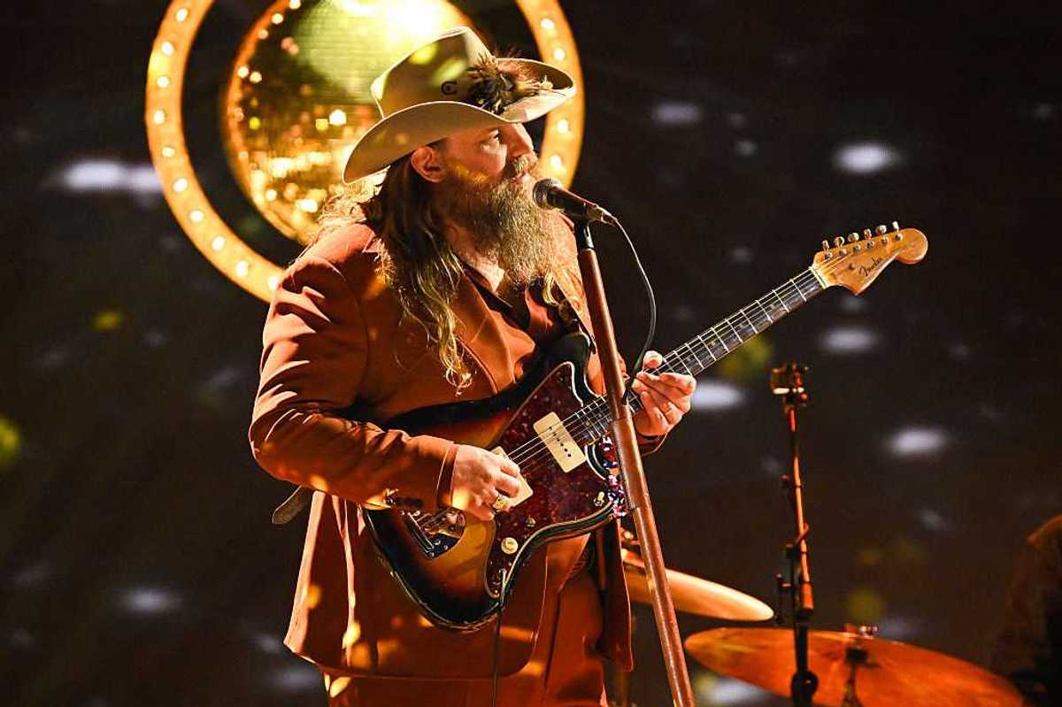 Stapleton’s Colbert Performance Shows Power of Nonpolitical Messages