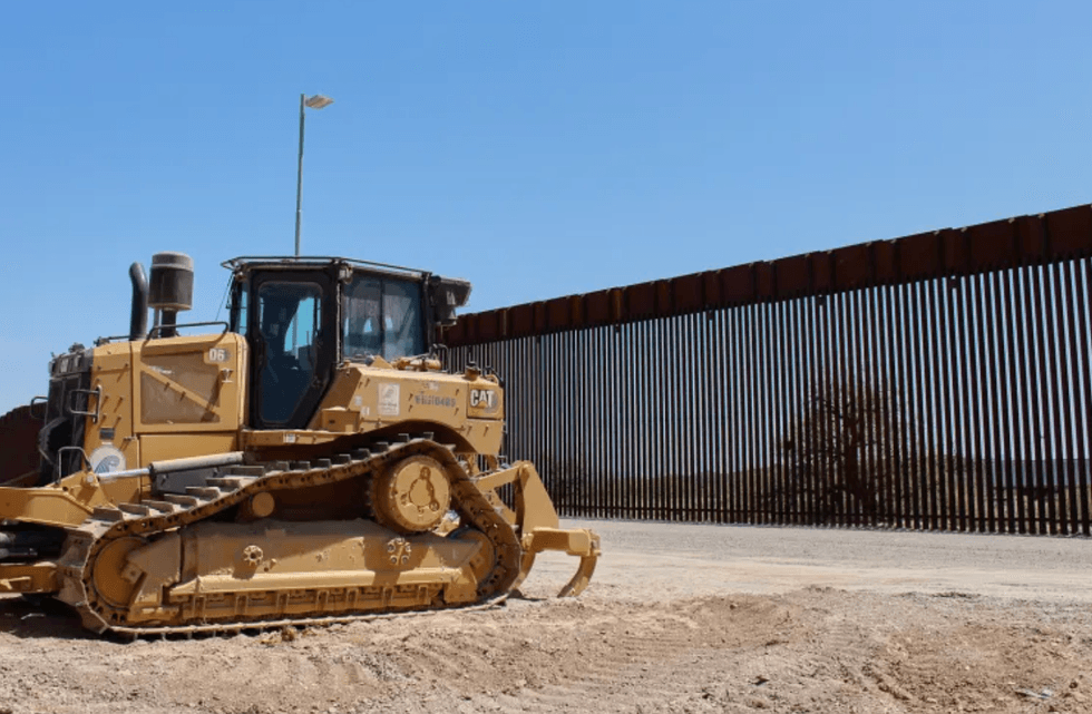 Construction equipment is seen near the U.S.-Mexico border just west of the Lukeville port of entry on Monday, Aug. 24, 2026. Credit: Stephanie Casanova