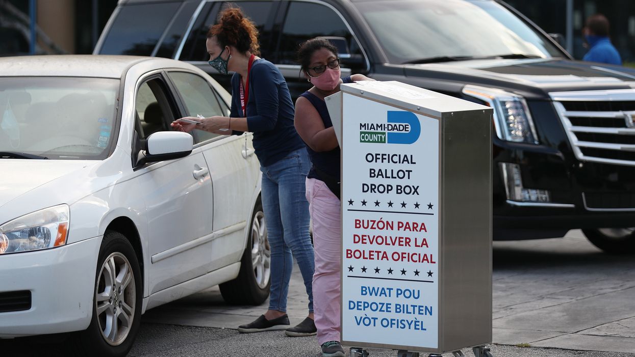 curbside voting in Miami, Florida