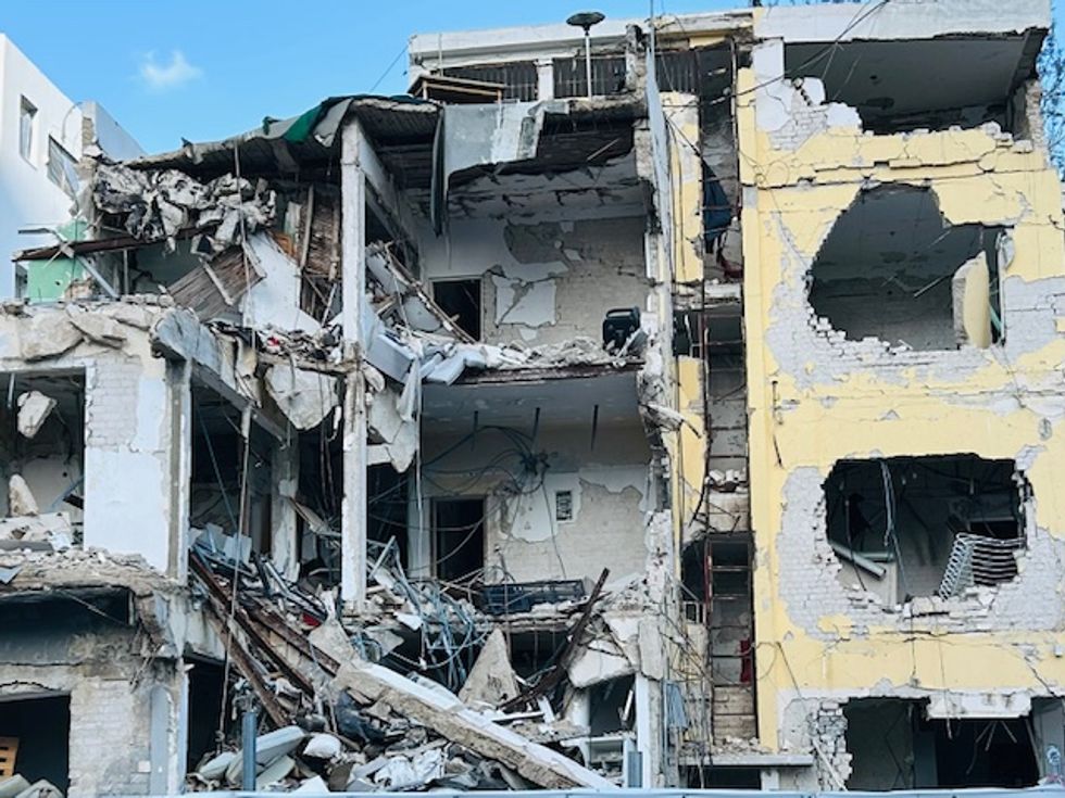 damage to a building in tel aviv