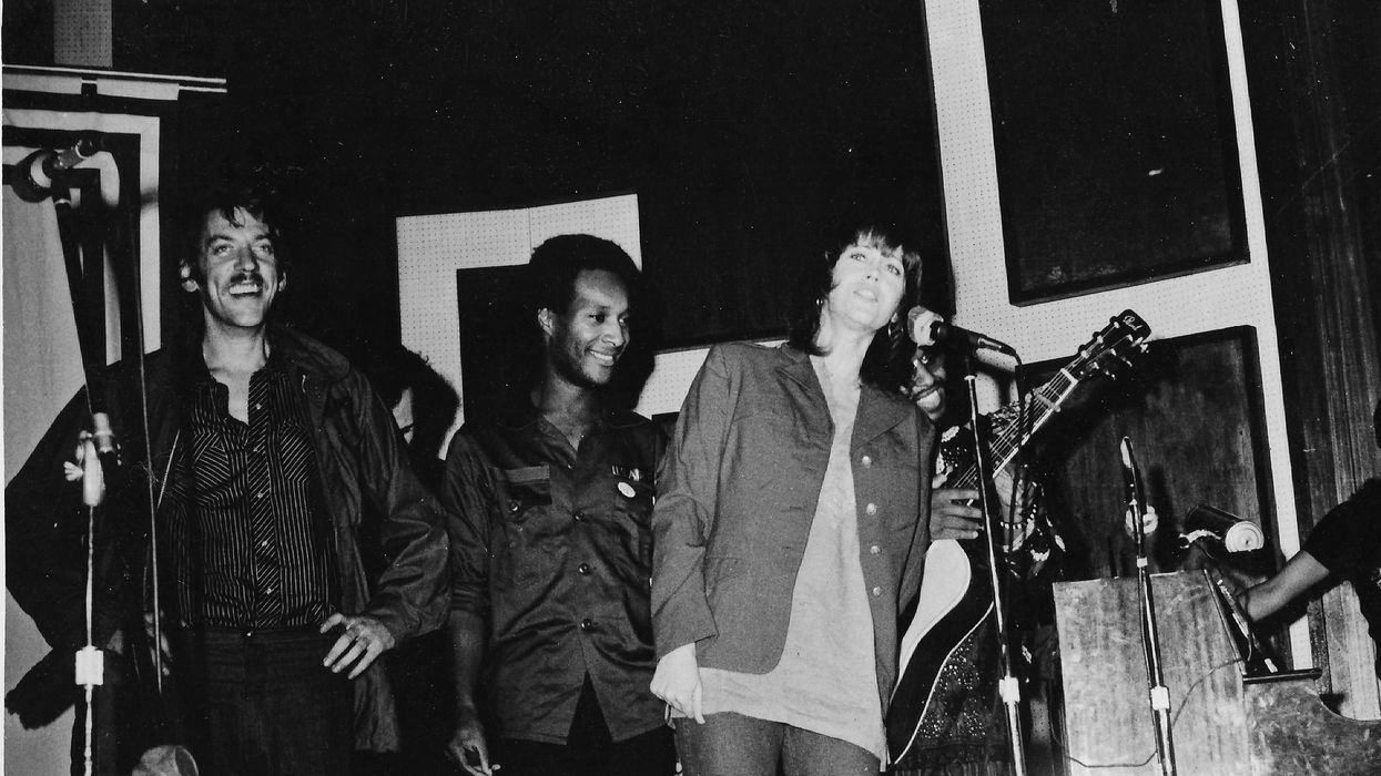 Donald Sutherland, Jane Fonda and others on stage
