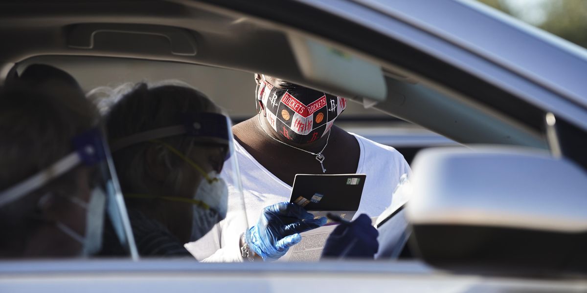 Drivee-thru voting in Texas