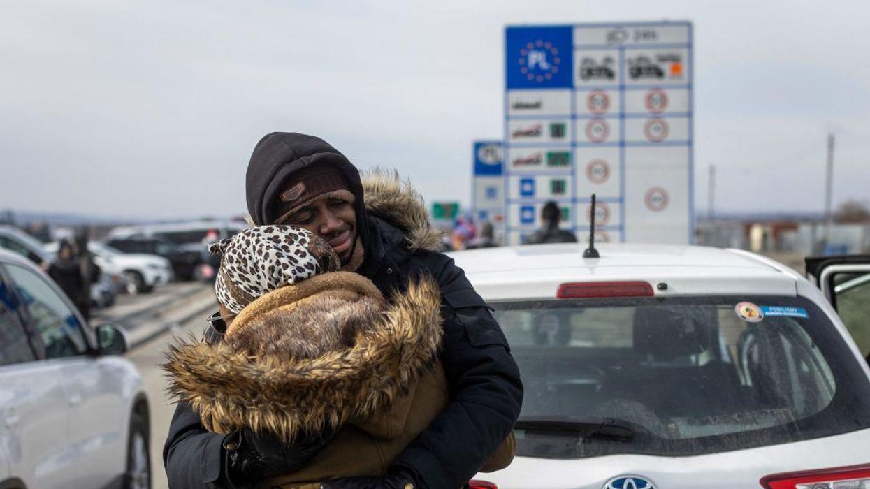 Germany’s Piano Man plays for peace
