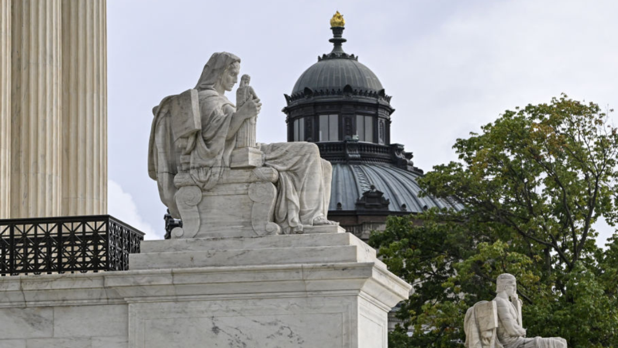 Chief Justice John Roberts and Chief Justice Roger Taney are Twins– separated by only 165 years