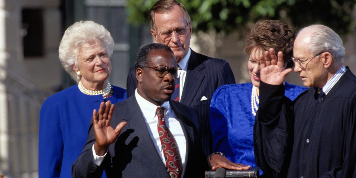 Justice Clarence Thomas being sworn in