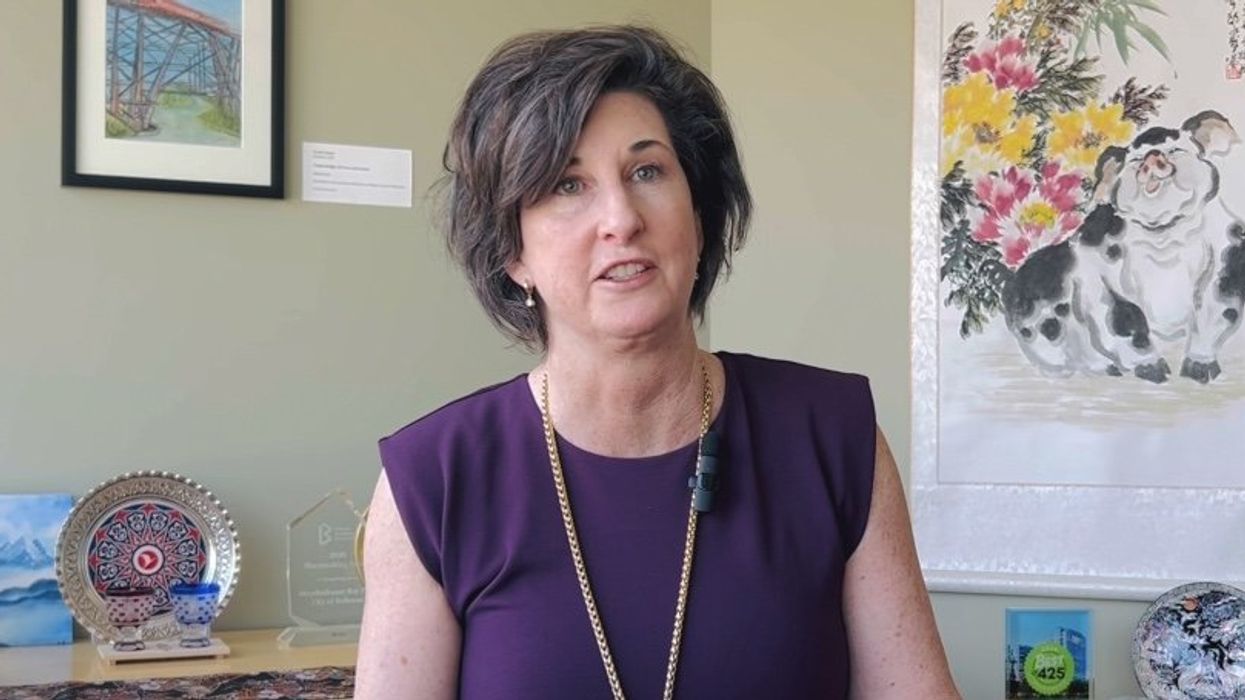 Lynne Robinson: A Mayor Rooted in Community