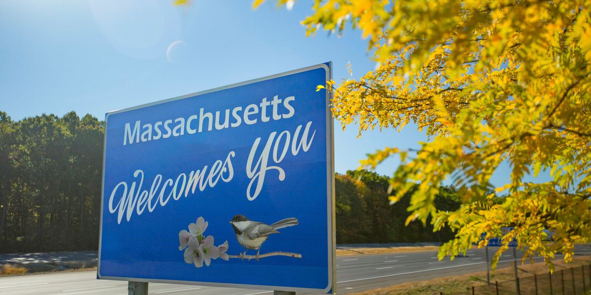 Massachusetts welcome sign