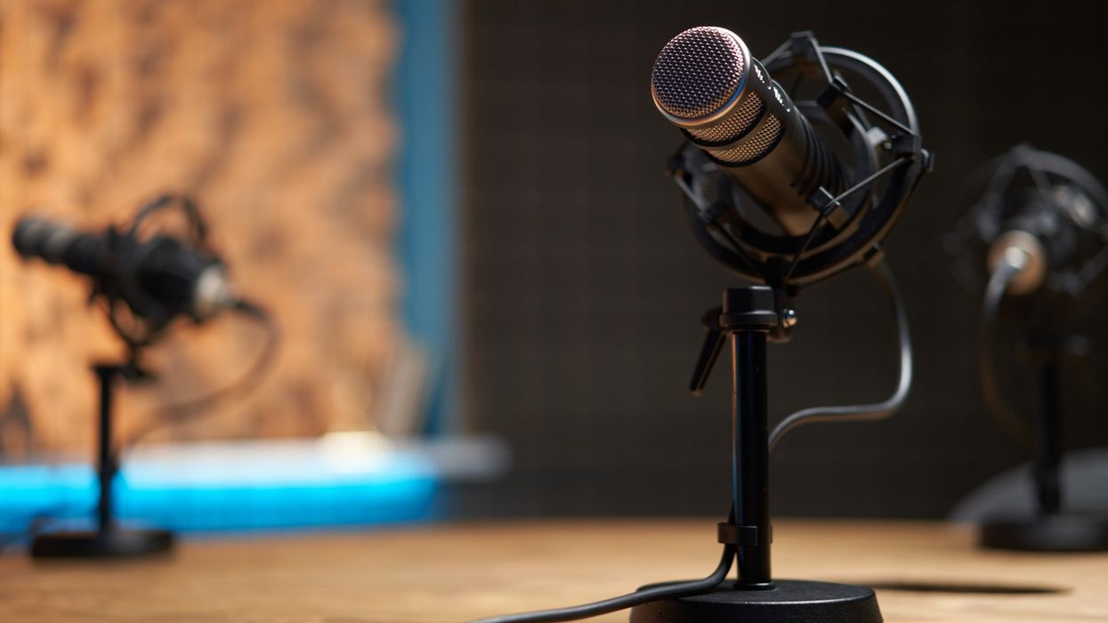 Microphones, podcast set up, podcast studio.