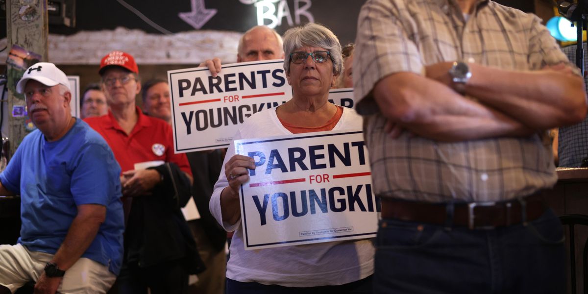 Parents rally for Glenn Youngkin in Virginia