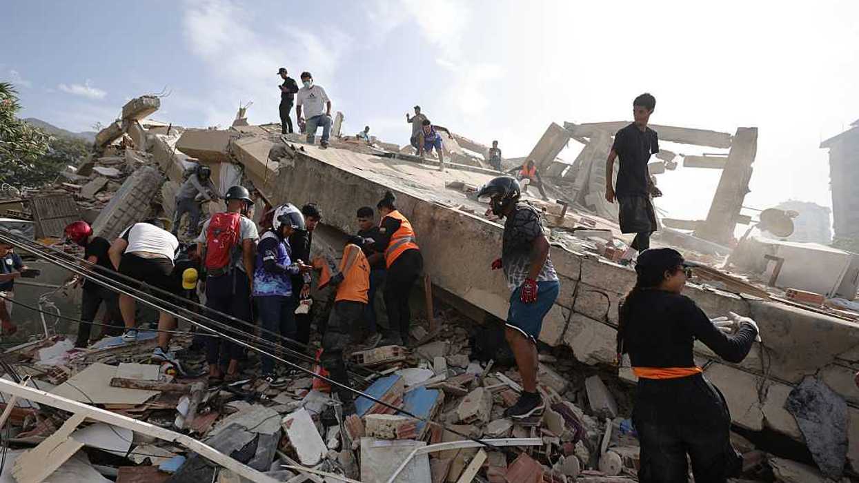 Deadly Venezuela Quakes Spark Renewed Calls for U.S. to Restore Temporary Protected Status