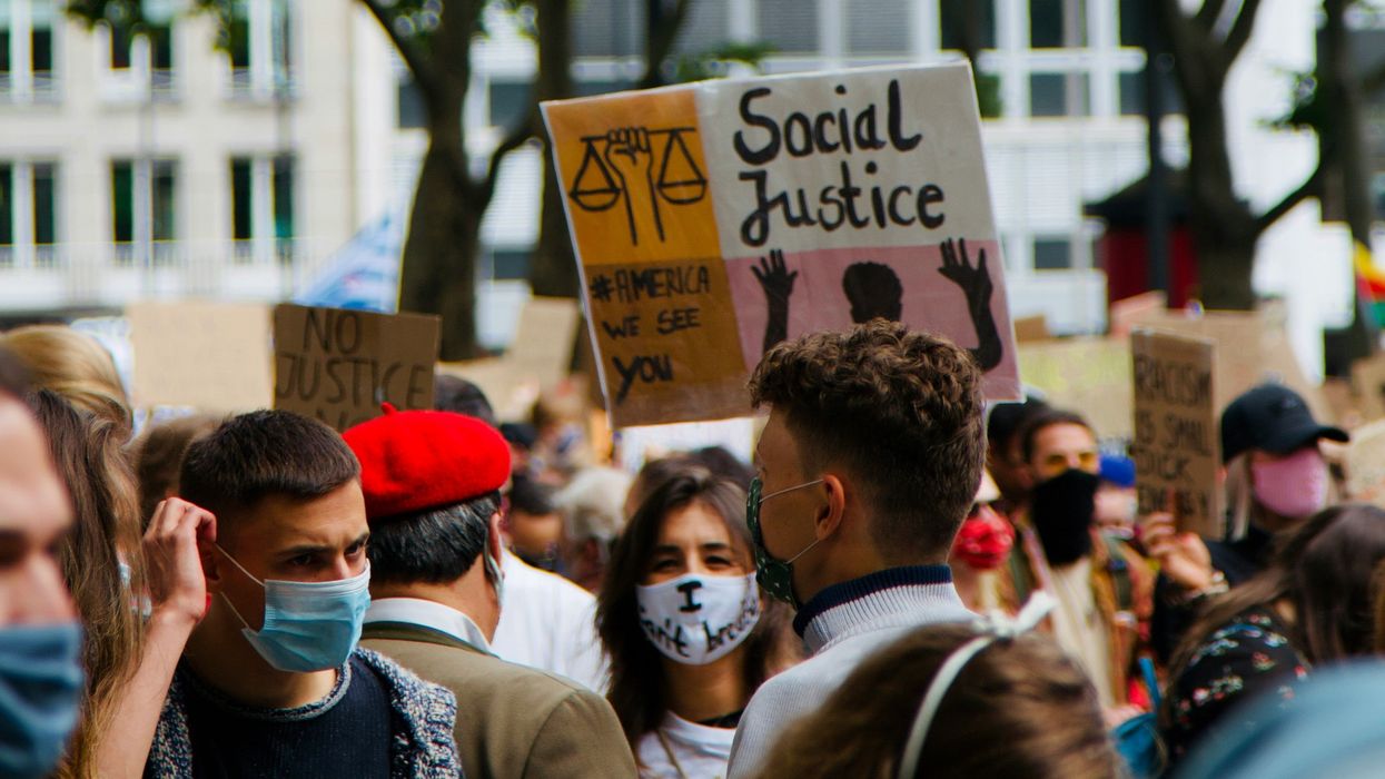 Elbows Up, Arms Crossed