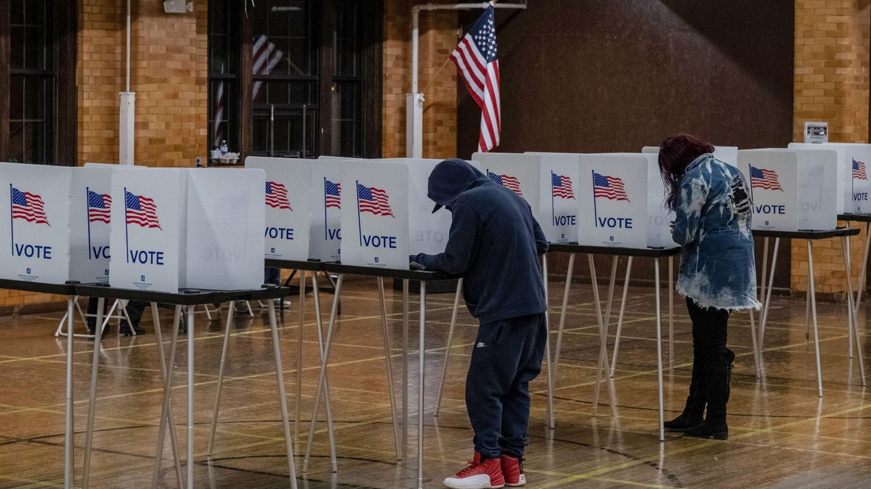 People voting in 2020