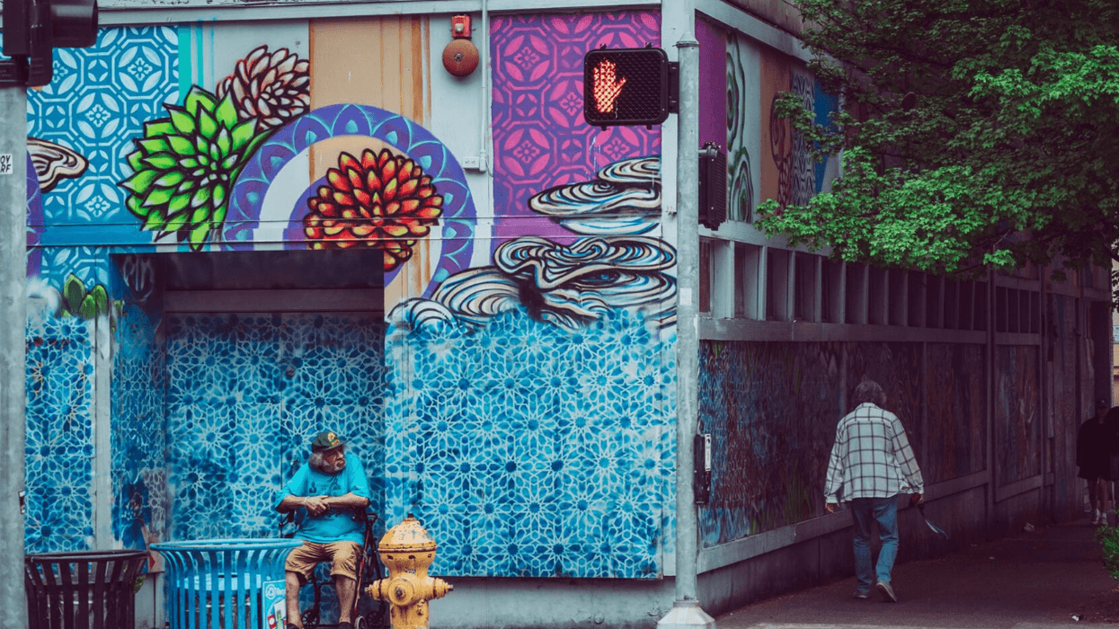 Washington Murals Tell Stories of Migration, Identity, and Community