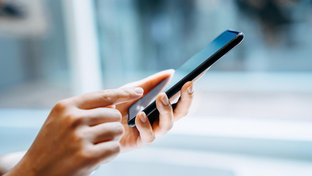 Person using a cellphone