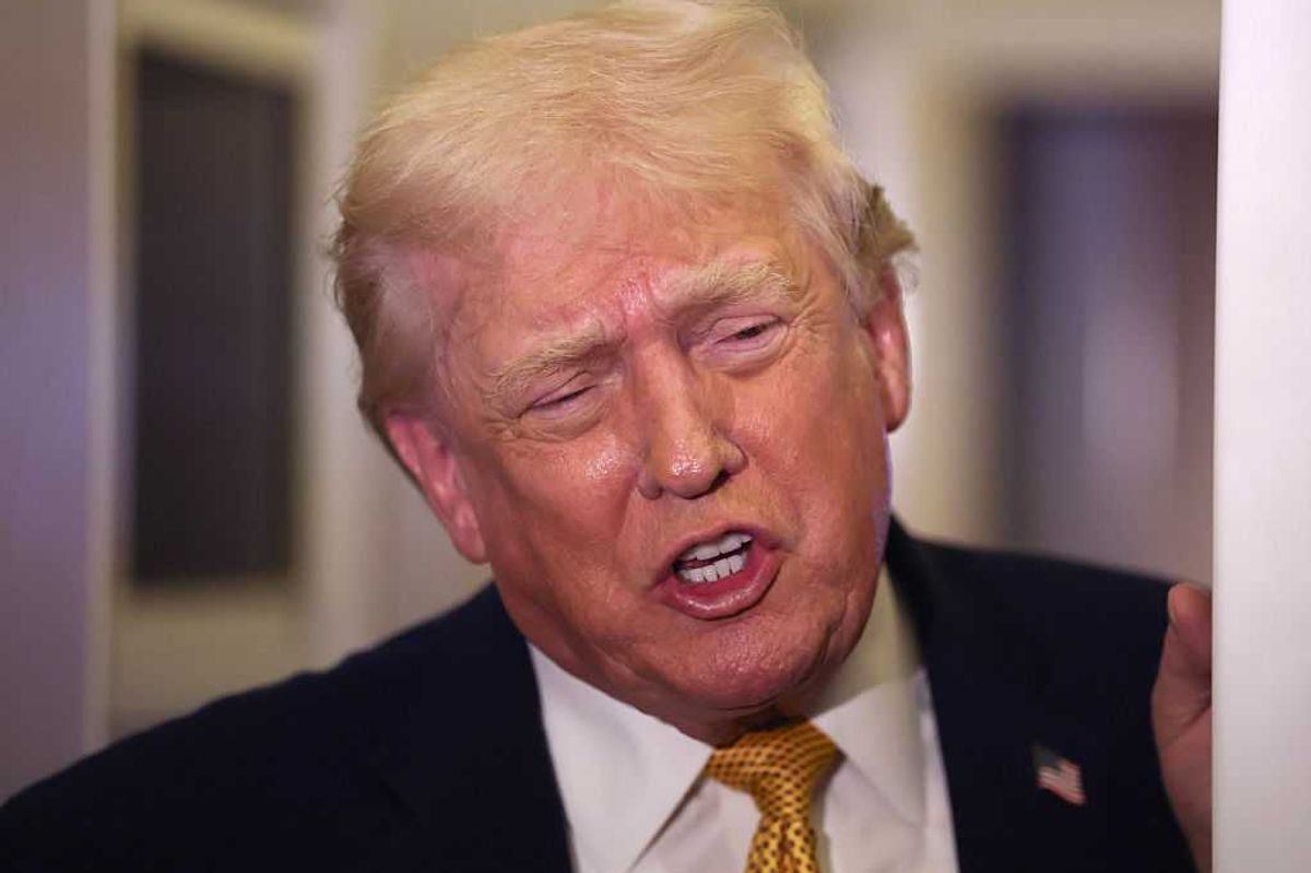 As Pressures Mount, Trump Faces the Most Precarious Moment of His Presidency