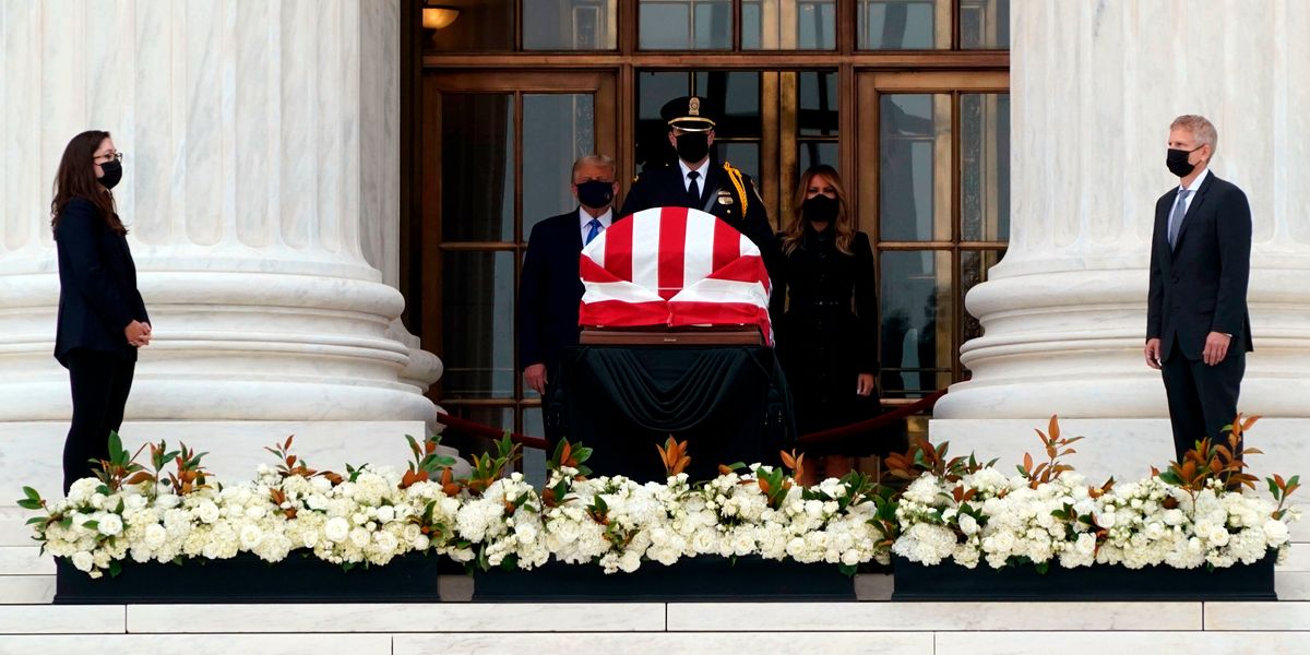 President Donald Trump, Melania Trump pay respects to Ruth Bader Ginsburg