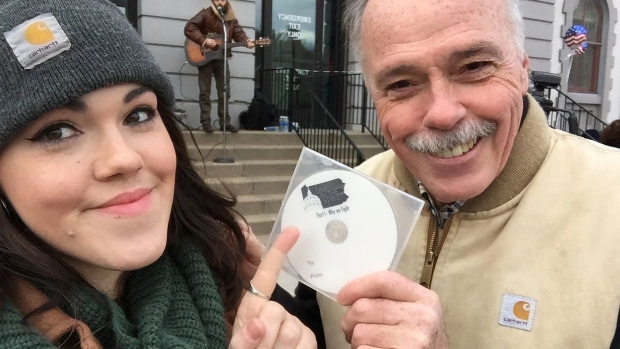 A father-daughter film underscores states' rights to bar partisan maps