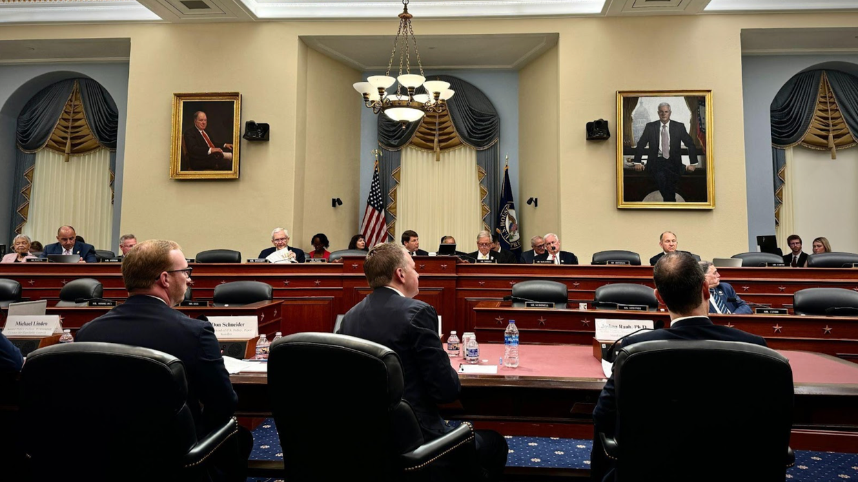 Raising Taxes or Cutting Spending: House Budget Committee Argues Over Debt Crisis Fix