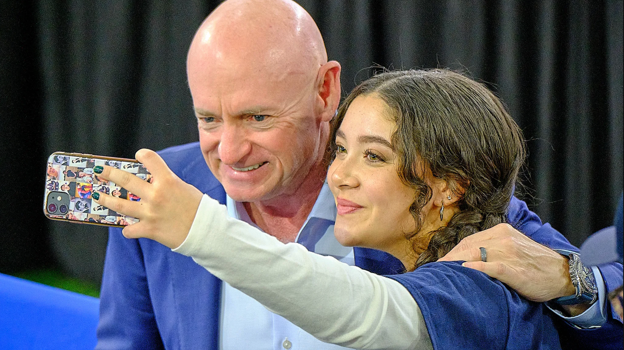 Kelly Sponsors Bipartisan Bill Addressing Social Media