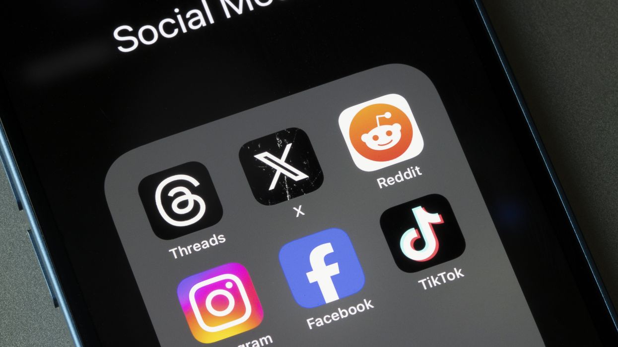 Social media app icons