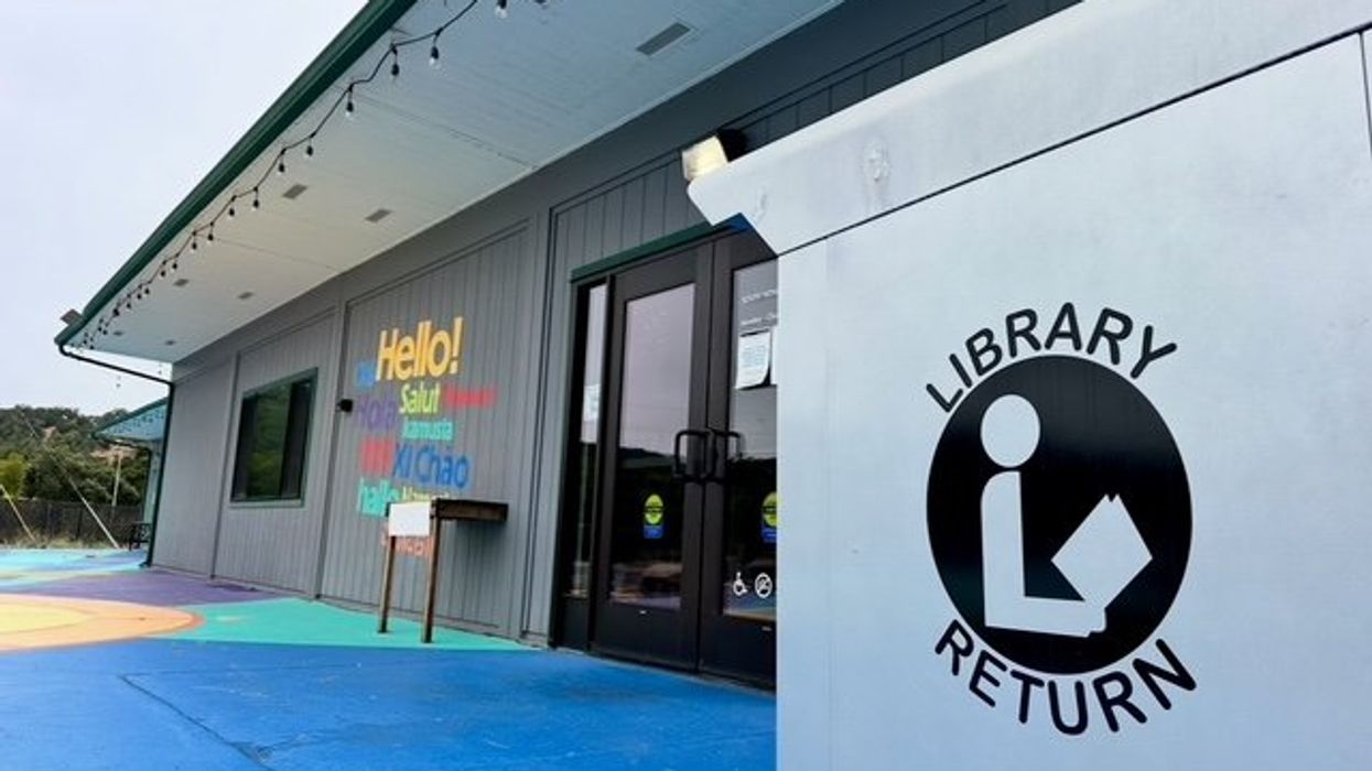 Bay Area Social Media Post Claims ICE Cannot Enter Library, Fuels Misinformation