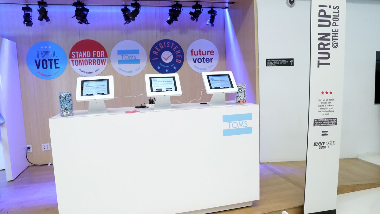 Teen Vogue registration booth