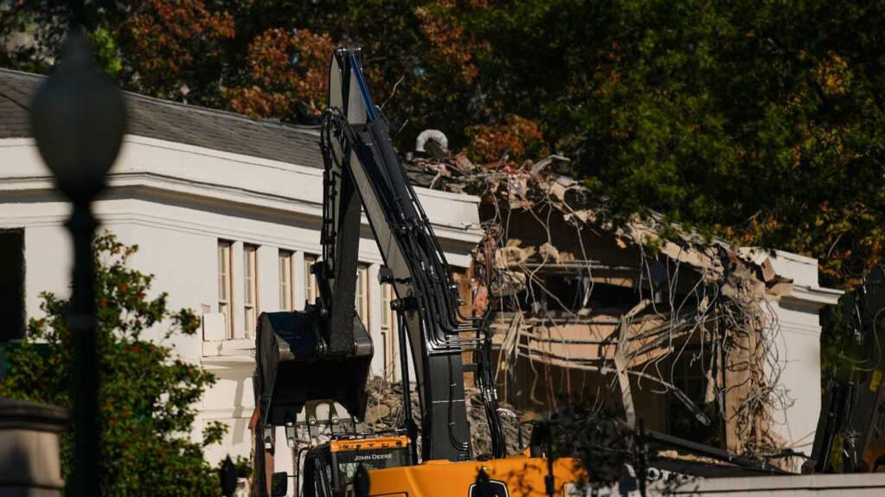 Trump’s excesses enrich only him, not Americans