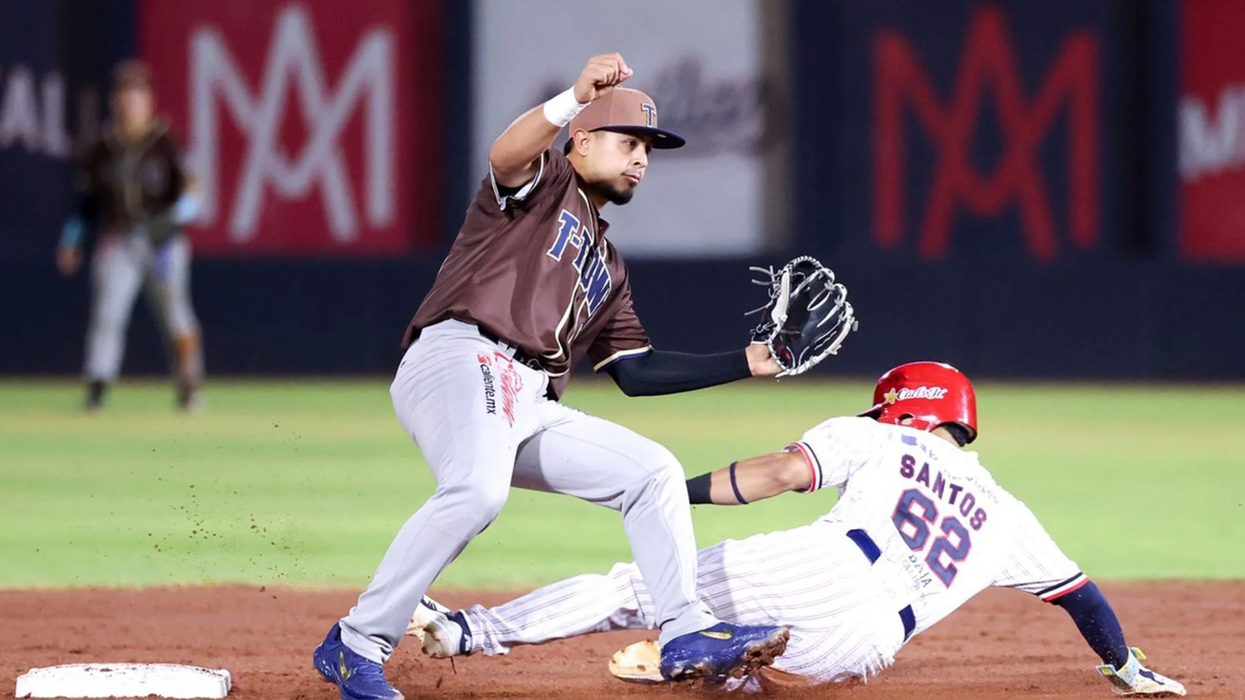 A Baseball Team Caught Between Two Countries — a Visa Shift and a Shutdown