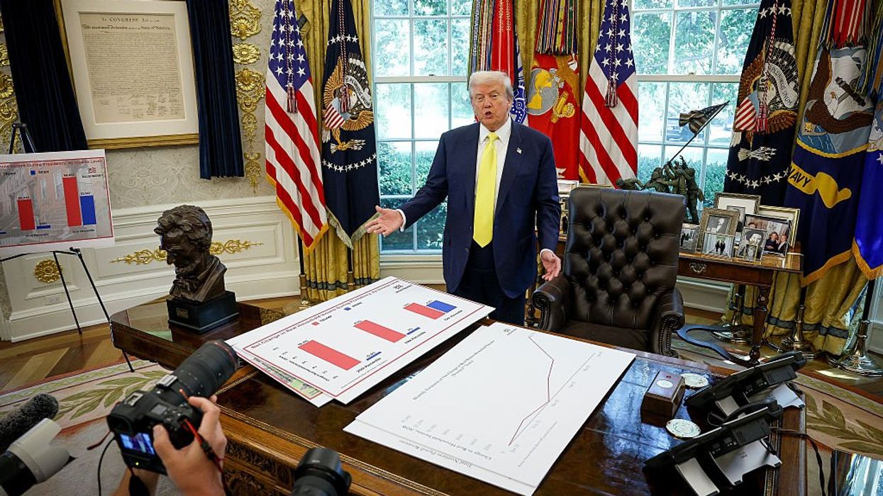 Trump’s Mirage Economy Is Putting America in Foreclosure