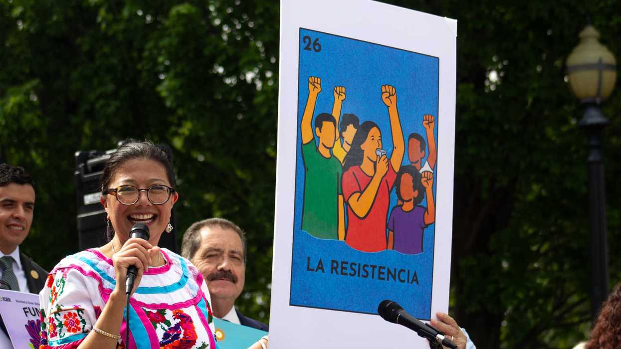 Unveiling the loteria card