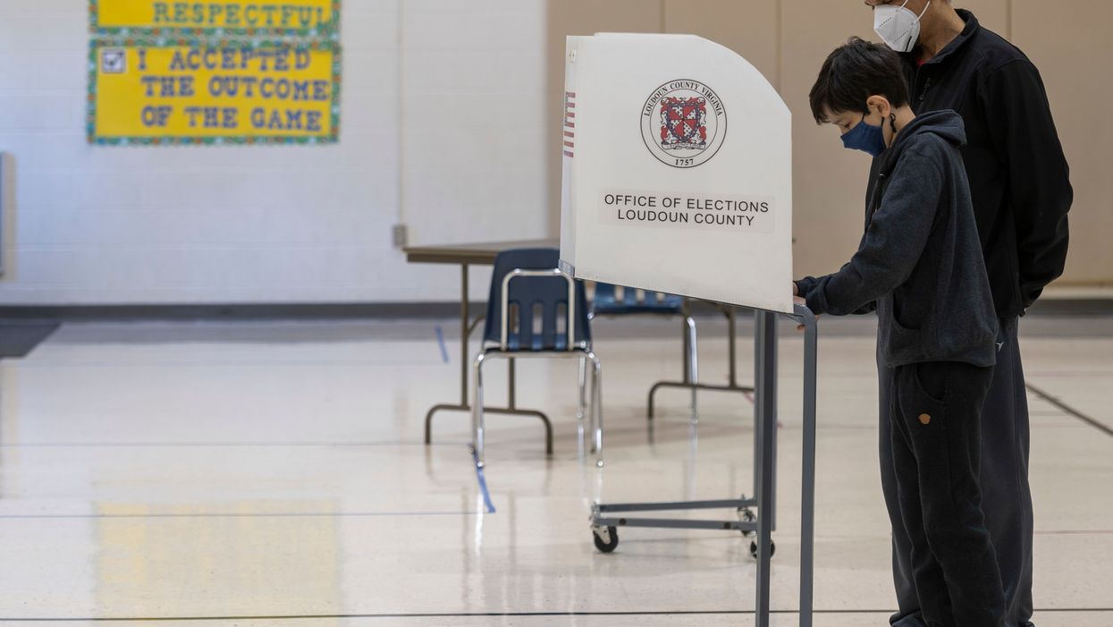 Virginia voters pass redistricting measure